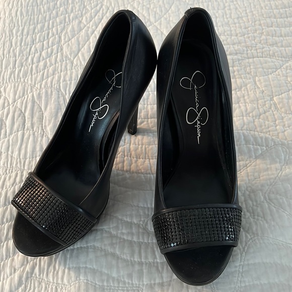 Jessica Simpson Black Heels - Picture 1 of 9